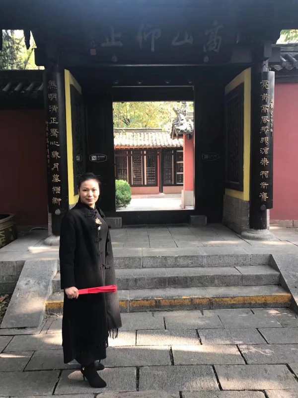 热烈祝贺《玄易闪电梅花》、《玄易小六壬》正式出版发行(图2) 热烈祝贺《玄易闪电梅花》、《玄易小六壬》正式出版发行(图2)